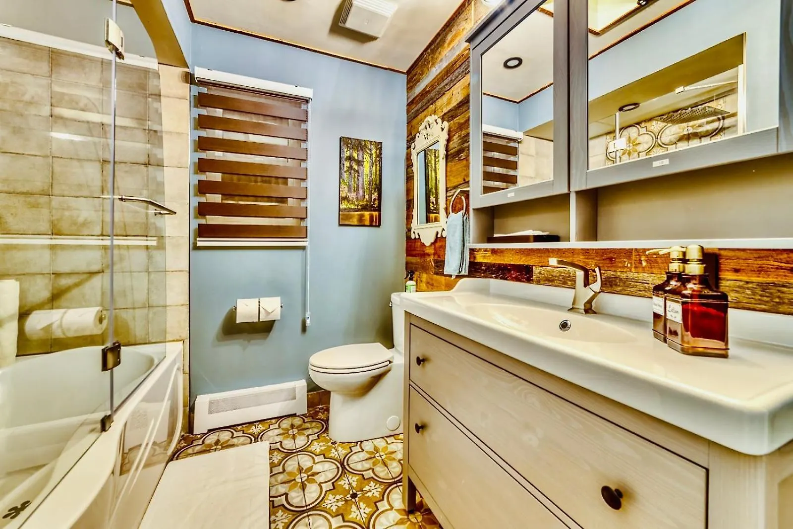 Neocolonial Nouveau Kensington Vacation Home Vancouver Guest house